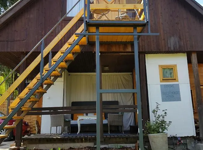 Szoecske Guesthouse In The Danube Bend Near Budapest