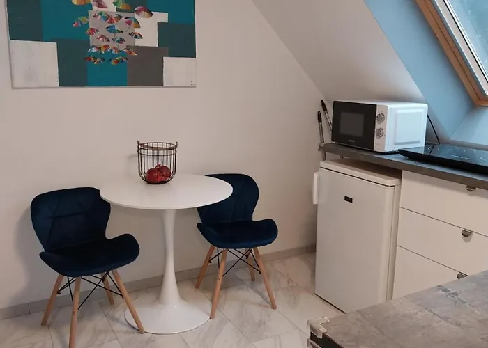 Szoecske Guesthouse In The Danube Bend Near Budapest